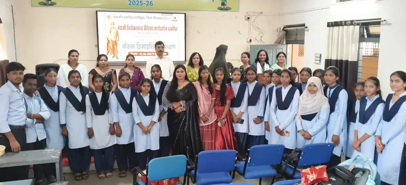 शासकीय महाविद्यालय बिछुआ में फैशन डिज़ाइनिंग प्रशिक्षण का हुआ समापन समारोह